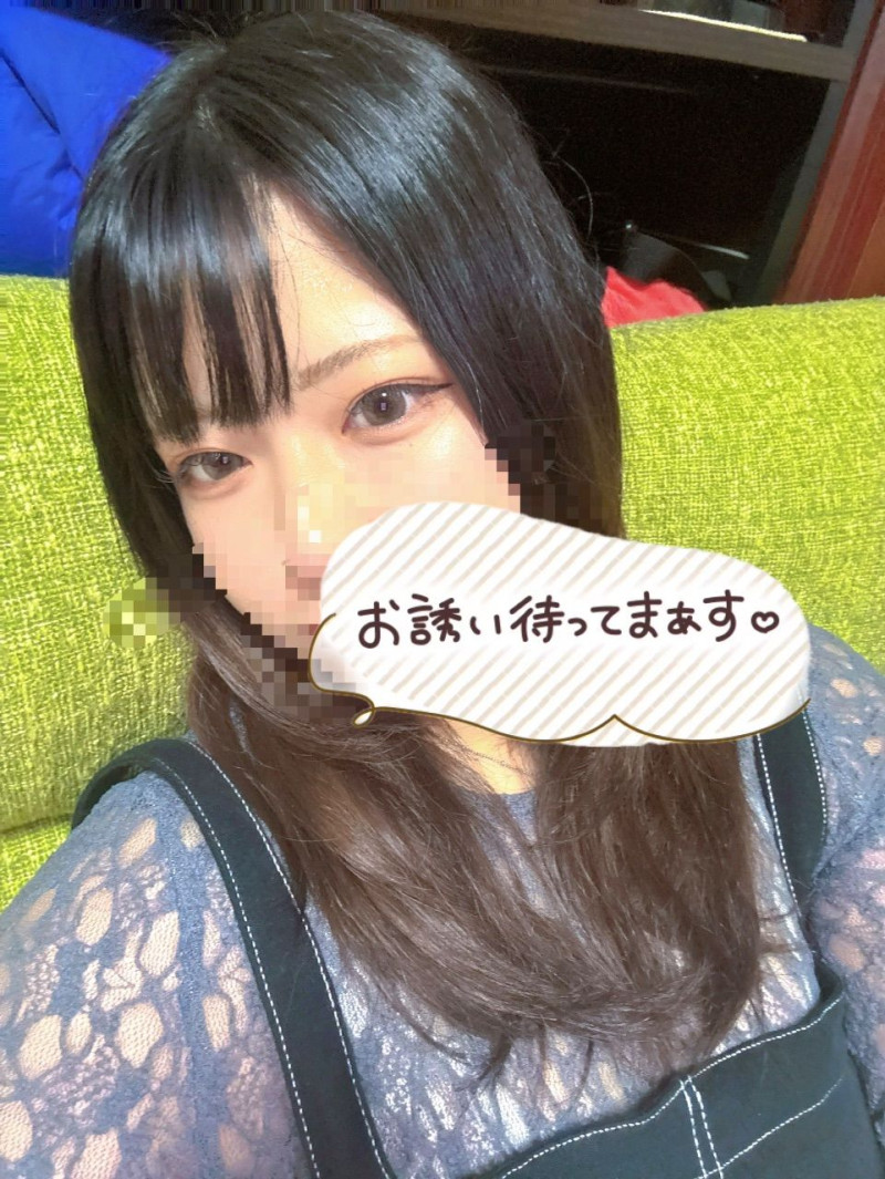 そらの写メ
