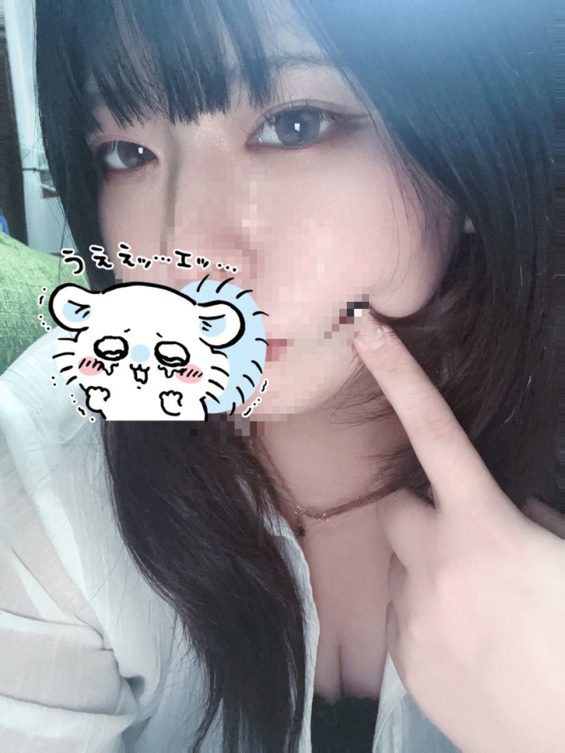 そらの写メ